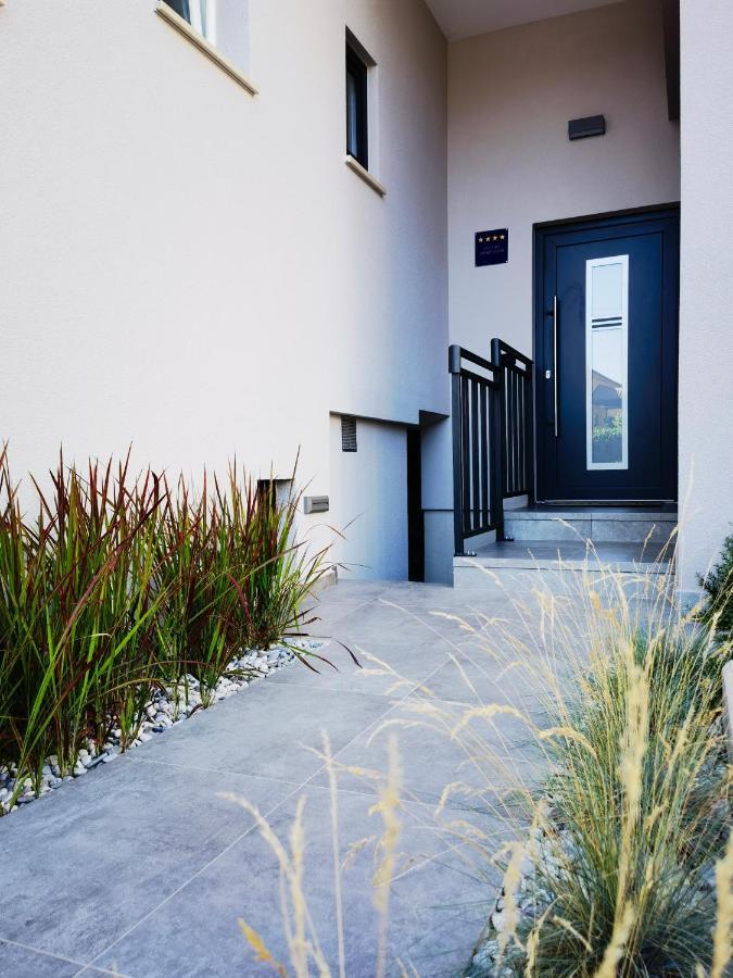 Stay In The Very Heart Of Porec - 50M To The Beach Eksteriør billede