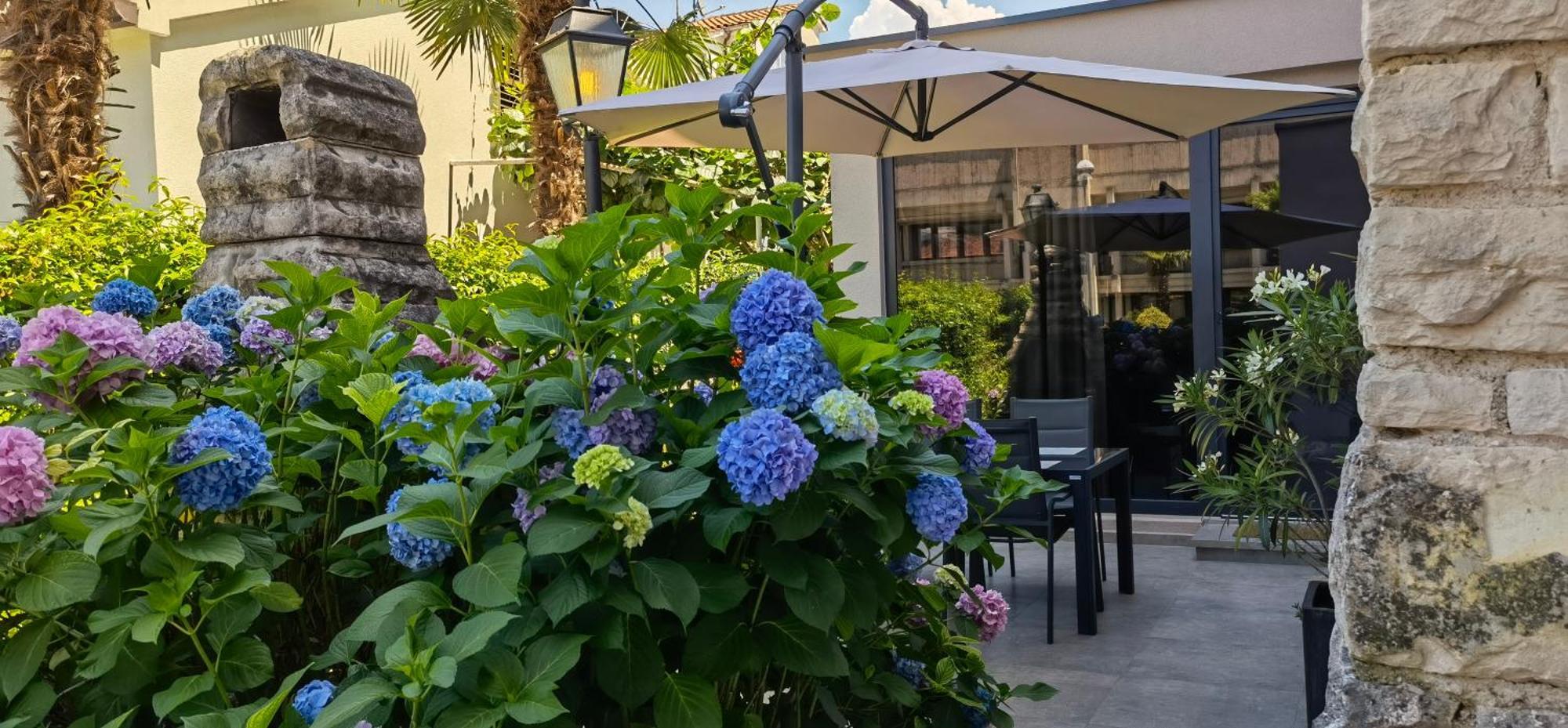 Stay In The Very Heart Of Porec - 50M To The Beach Eksteriør billede